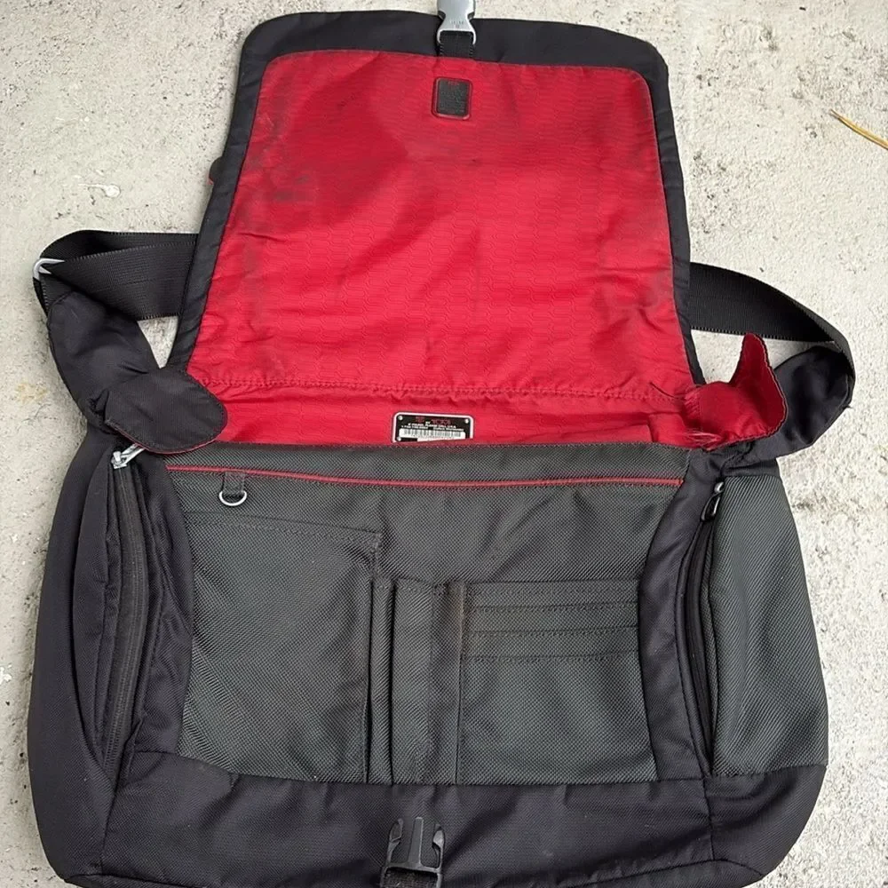 Tumi Hi Tech Messenger bag
